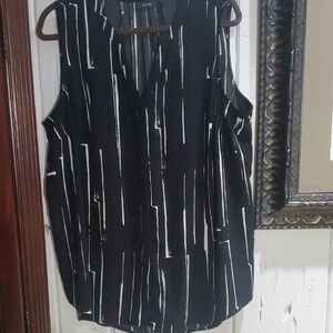 Black and White Sleeveless Top